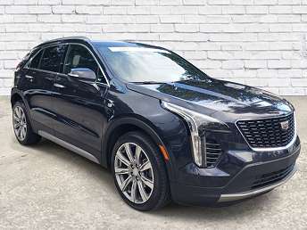 2023 Cadillac XT4 Premium Luxury 