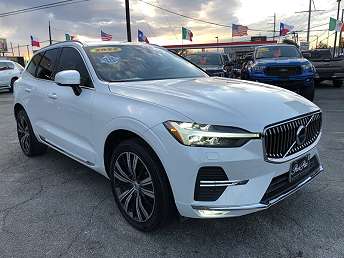 2022 Volvo XC60 B5 Inscription 