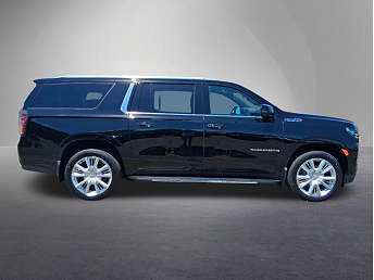 2022 Chevrolet Suburban High Country 
