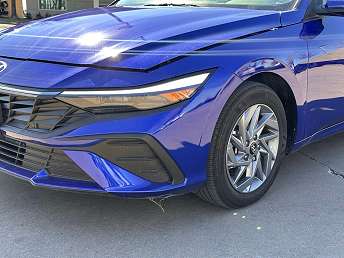 2025 Hyundai Elantra Blue 