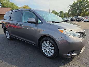 2011 Toyota Sienna LE 