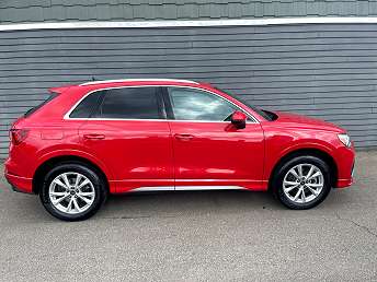 2024 Audi Q3 Premium 