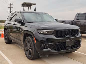 2023 Jeep Grand Cherokee Altitude 