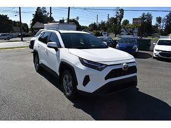 2024 Toyota RAV4 XLE 
