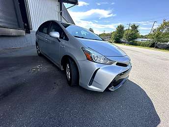 2015 Toyota Prius v Two 