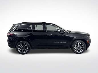 2023 Jeep Grand Cherokee Overland 