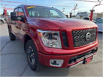 2018 Nissan Titan PRO-4X 
