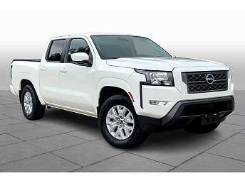 White Nissan Frontier Pickup 2024