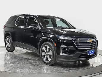 2023 Chevrolet Traverse LT 