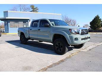 2006 Toyota Tacoma Base 