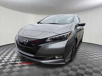 2025 Nissan Leaf SV 