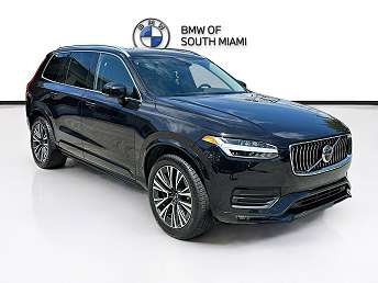 2021 Volvo XC90 T5 Momentum 