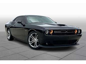 Black Dodge Challenger Coupe 2022
