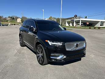 2025 Volvo XC90 B6 Ultra 