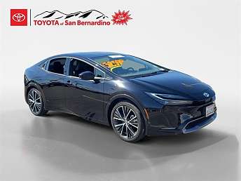2025 Toyota Prius XLE 