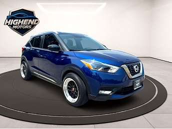 2019 Nissan Kicks SR 
