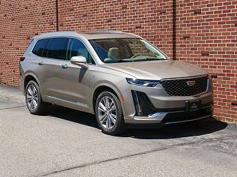 2023 Cadillac XT6 Premium Luxury 