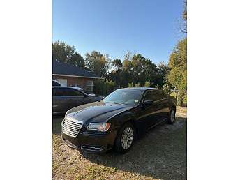 Black Chrysler 300 Sedan 2014