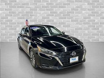 2024 Nissan Altima SV 