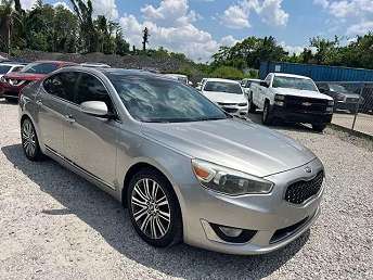 Silver Cadenza Sedan 2015