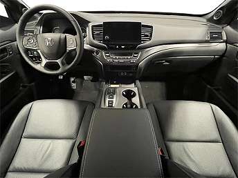 2025 Honda Passport EX 
