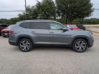 2023 Volkswagen Atlas SEL 