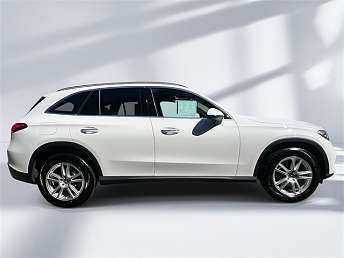 2025 Mercedes-Benz GLC 300 