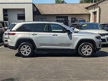 2022 Jeep Grand Cherokee Limited Edition 