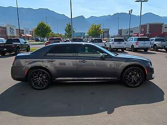2021 Chrysler 300 Touring 
