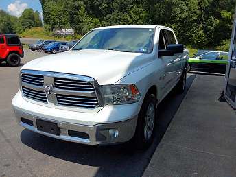 2017 Ram 1500 SLT 