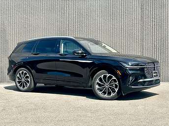 2025 Lincoln Nautilus Reserve 