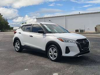 2021 Nissan Kicks S 