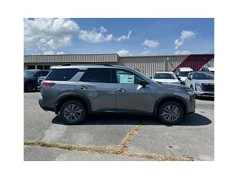 2026 Nissan Pathfinder SV 