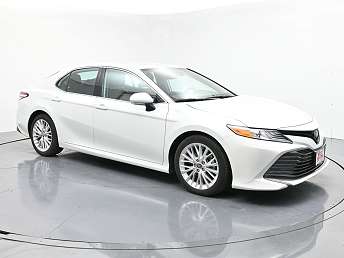 2020 Toyota Camry XLE 