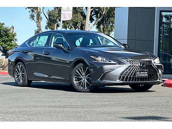 2025 Lexus ES 300h 