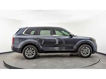 2022 Kia Telluride LX 