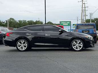 2016 Nissan Maxima  