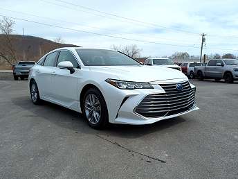 2022 Toyota Avalon XLE 