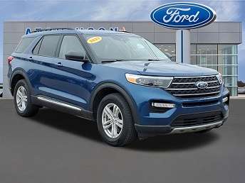 2023 Ford Explorer XLT 