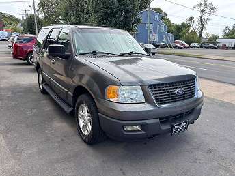 2004 Ford Expedition XLT 