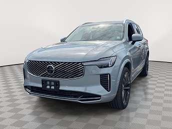 2026 Volvo XC90 B6 Plus 