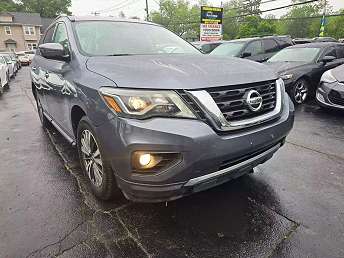 2019 Nissan Pathfinder SV 