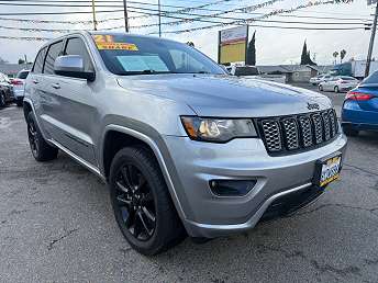2021 Jeep Grand Cherokee Laredo 