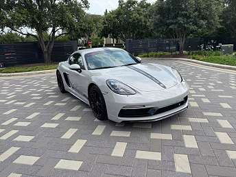 2023 Porsche 718 Cayman S 