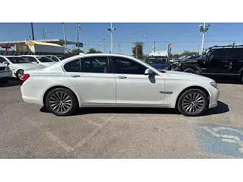 2011 BMW 7 Series 740i