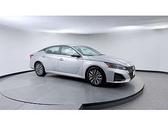 2023 Nissan Altima SV 