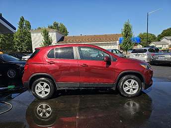 2022 Chevrolet Trax LS 