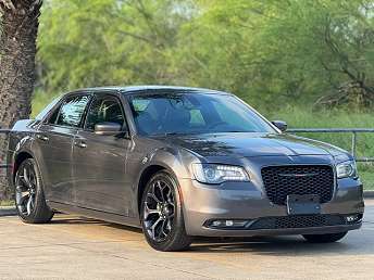 2023 Chrysler 300 S 