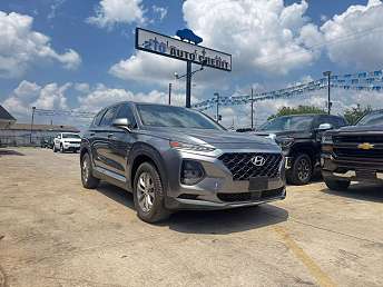 2019 Hyundai Santa Fe SE 