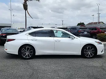 2025 Lexus ES 350